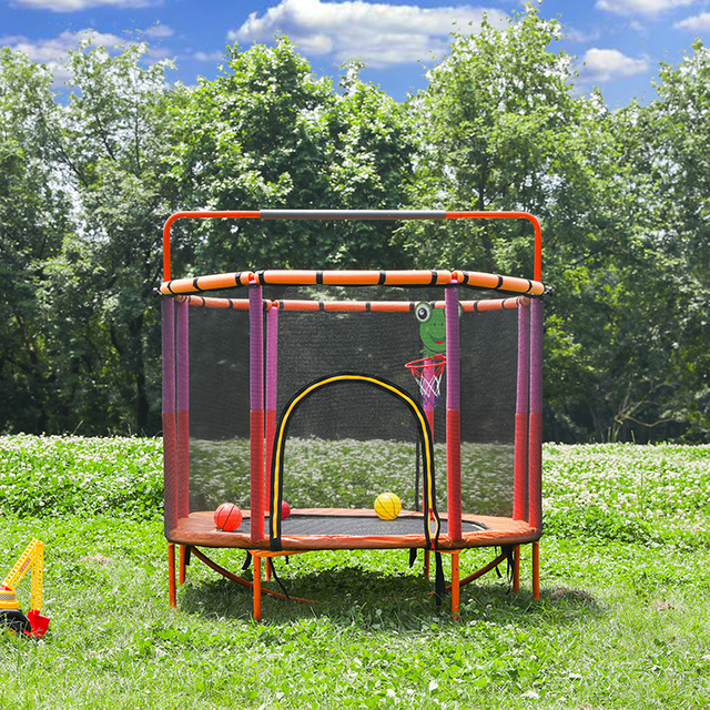 Ovales Kindertrampolin