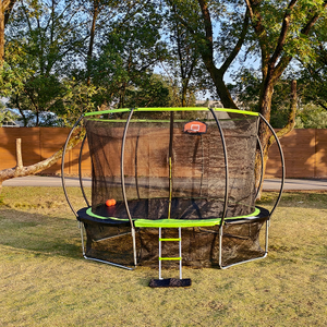 Bodenstehendes Kürbistrampolin